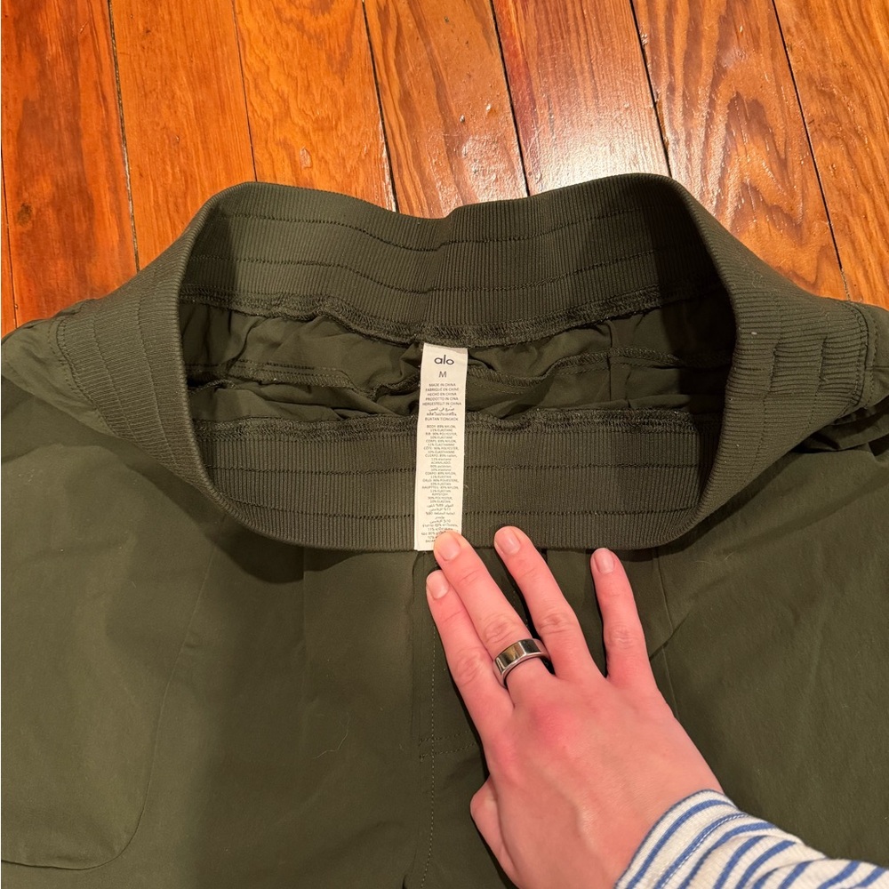 ALO Yoga Men's Co-Op Pants Olive Green - Picture 2 of 7